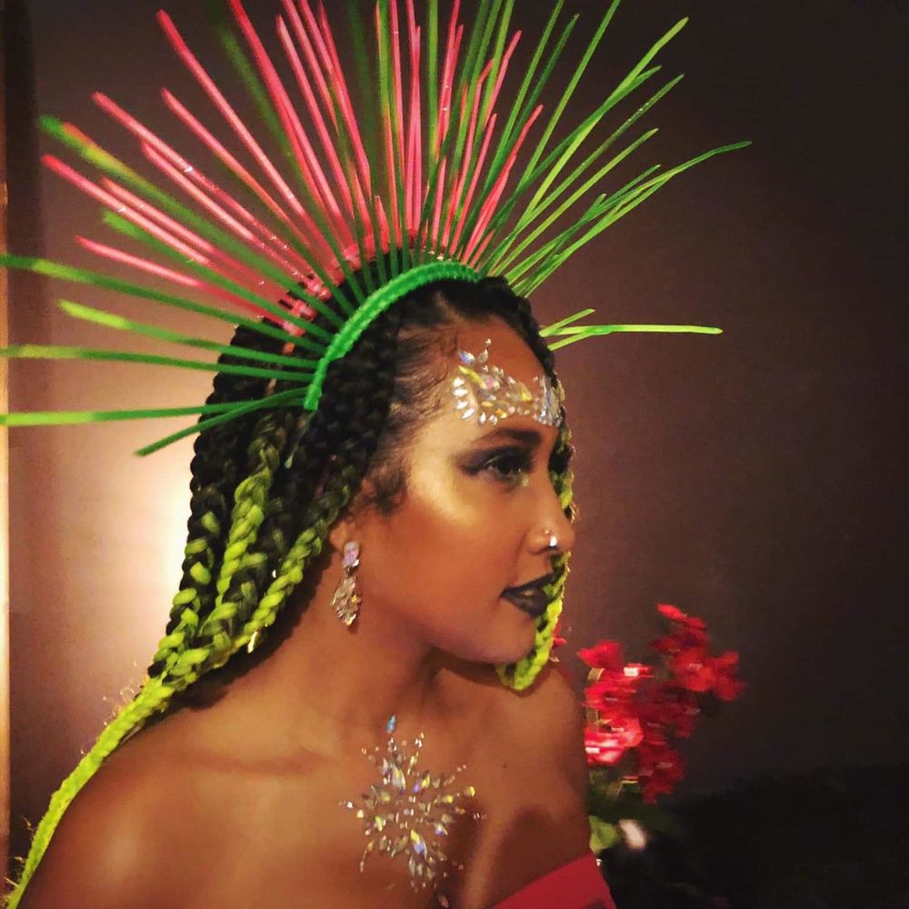 Meet your Posher, Emilia